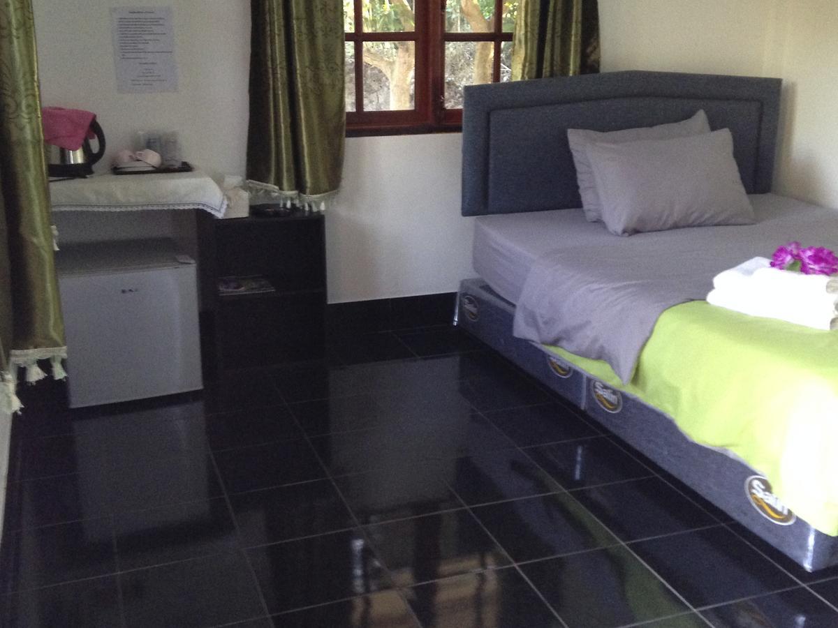 Areeya Resort Watthana Nakhon Exterior photo